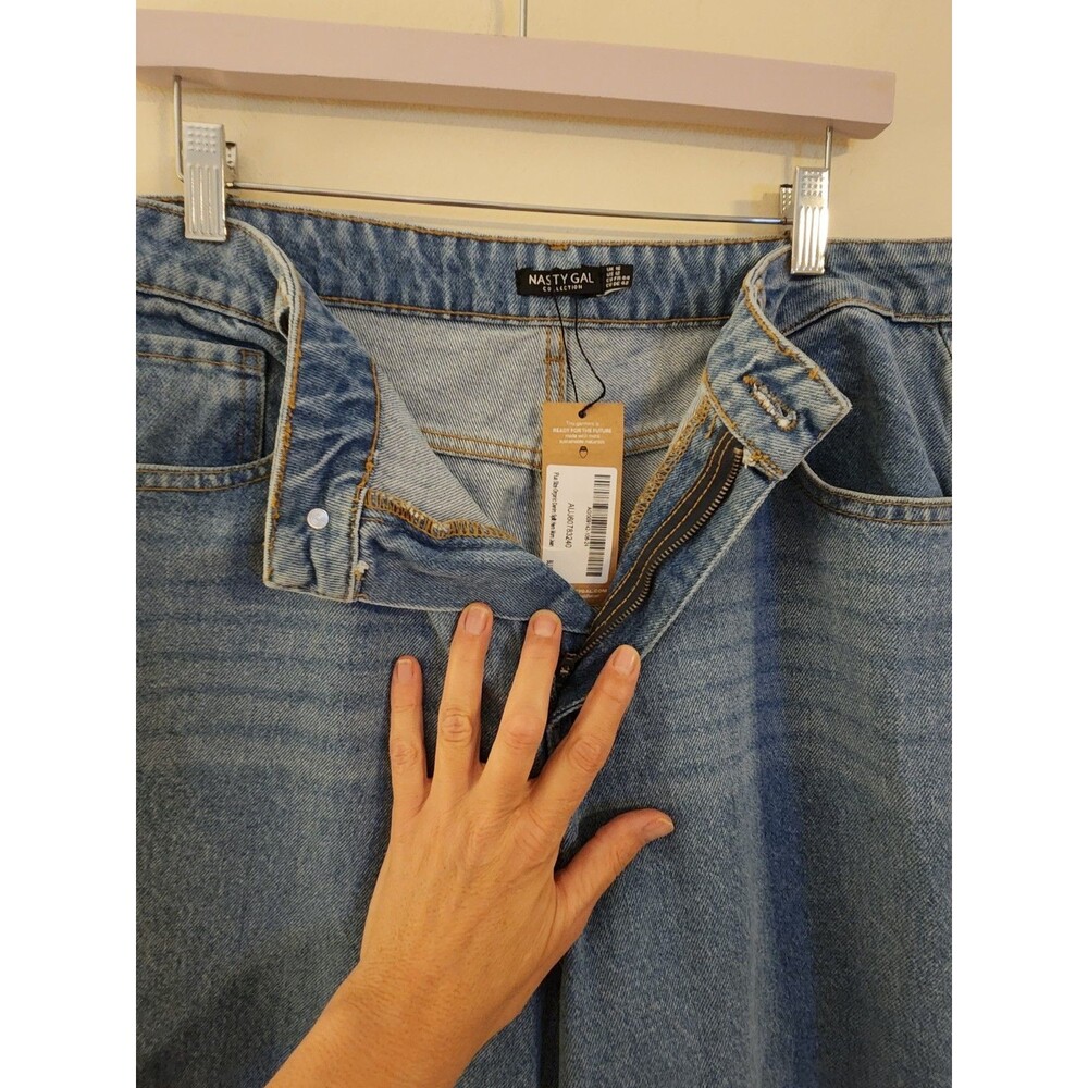Nasty Gal Size US 12 Organic Blue Denim‎ Split Hem High Rise Mom Jeans NWT - Picture 3 of 11